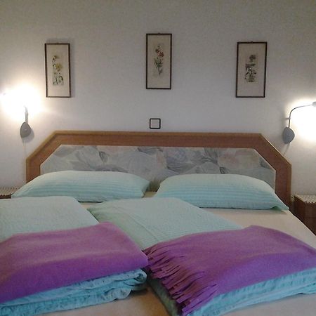 Appartement Weissbacher โลเฟอร์ ภายนอก รูปภาพ