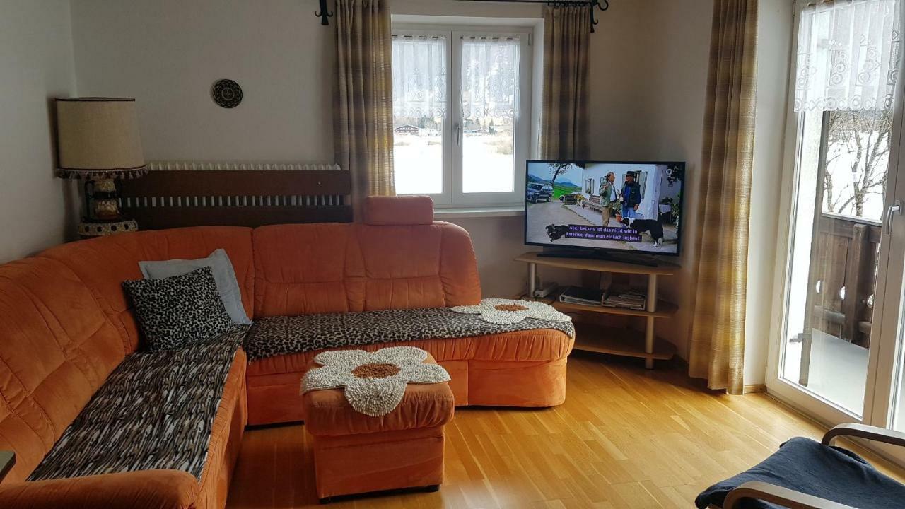 Appartement Weissbacher โลเฟอร์ ภายนอก รูปภาพ